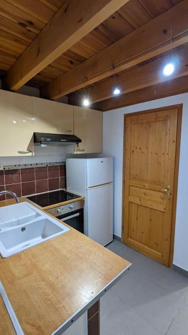 Maison De Village Avec Garage Aigues-Mortes Luaran gambar
